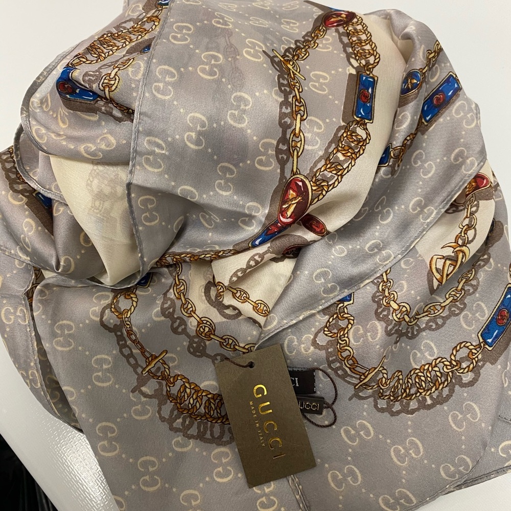 Gucci scarf . Never worn